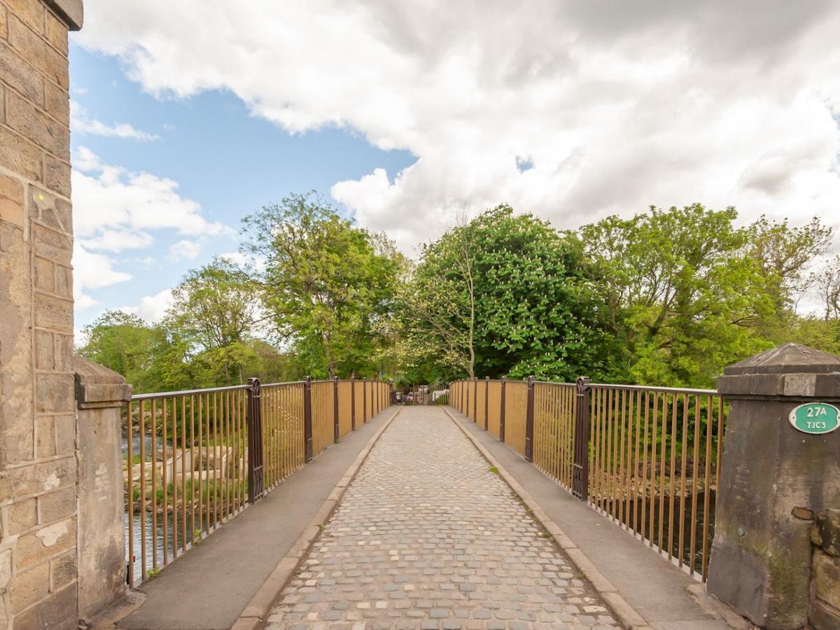 Pass The Keys Couples Haven On The Banks Of The River Aire Lejlighed Leeds  Eksteriør billede